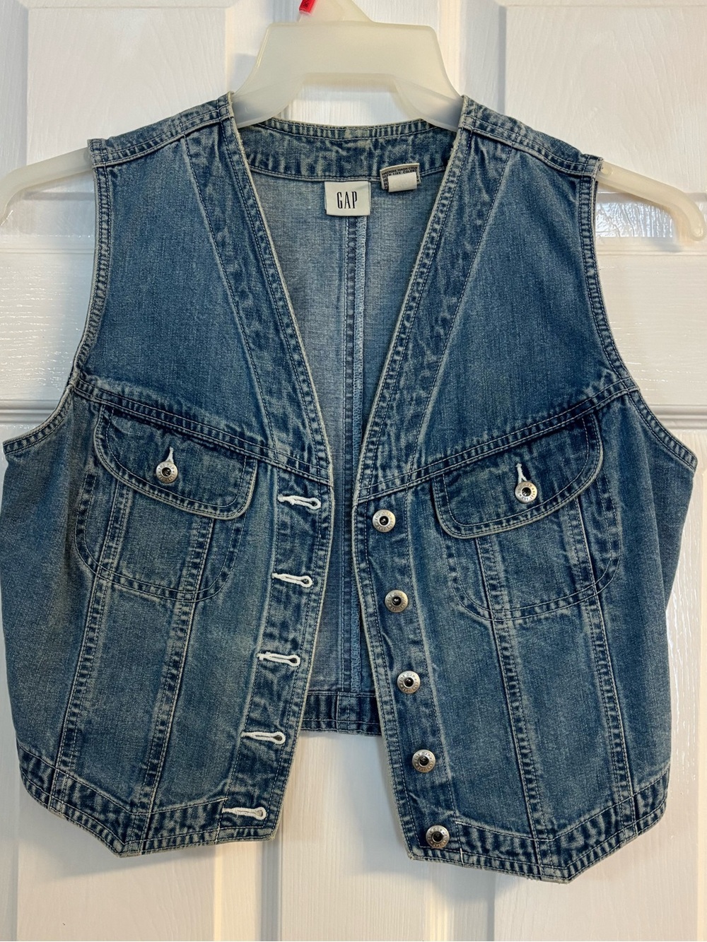 GAP Women’s vintage Denim Vest - Blue size M